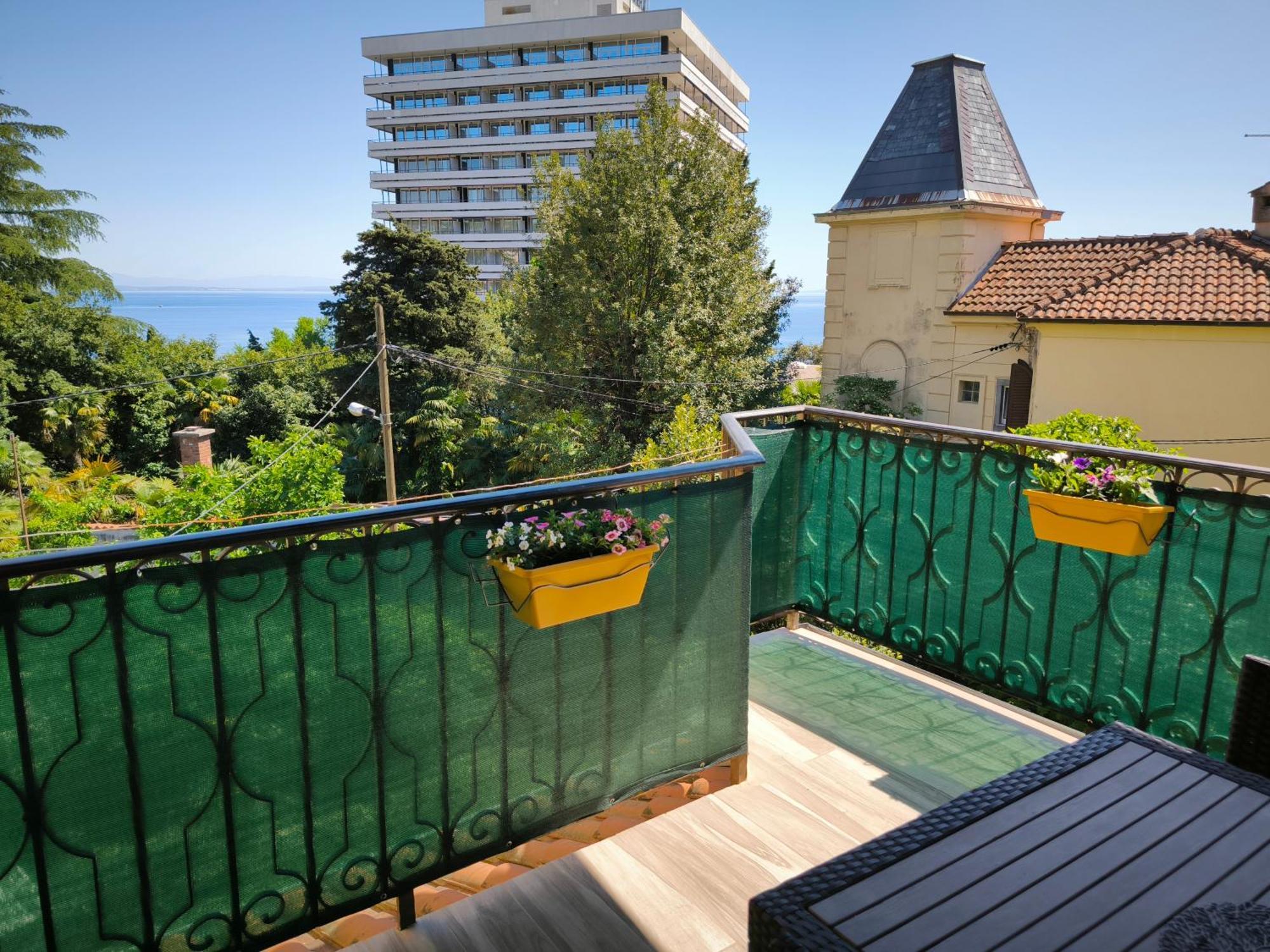 Apartment Matea Opatija Exterior photo